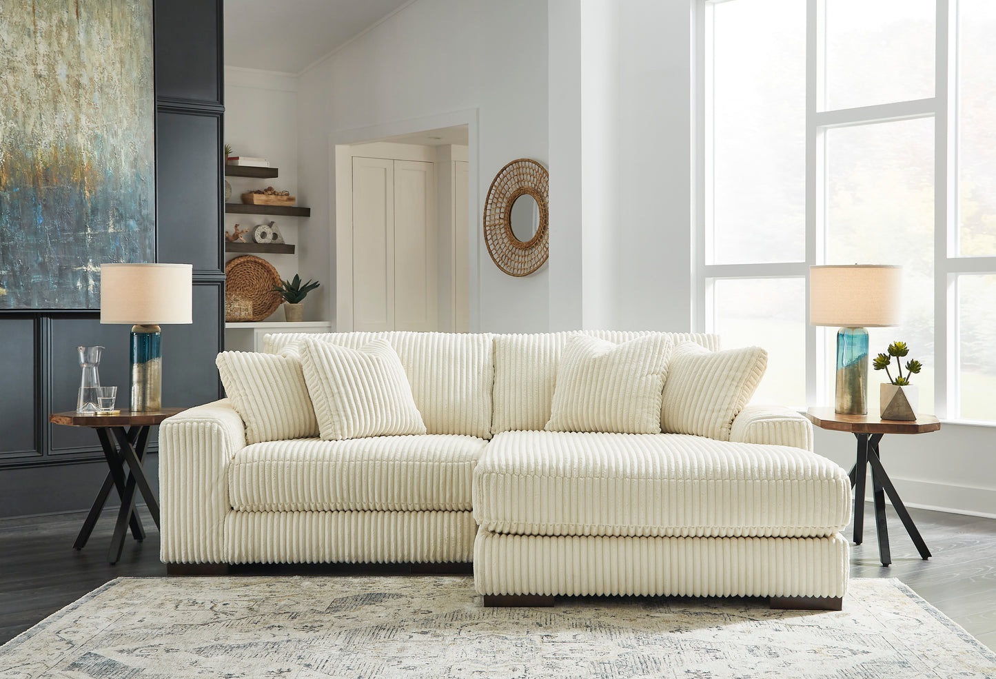 Lindyn Collection