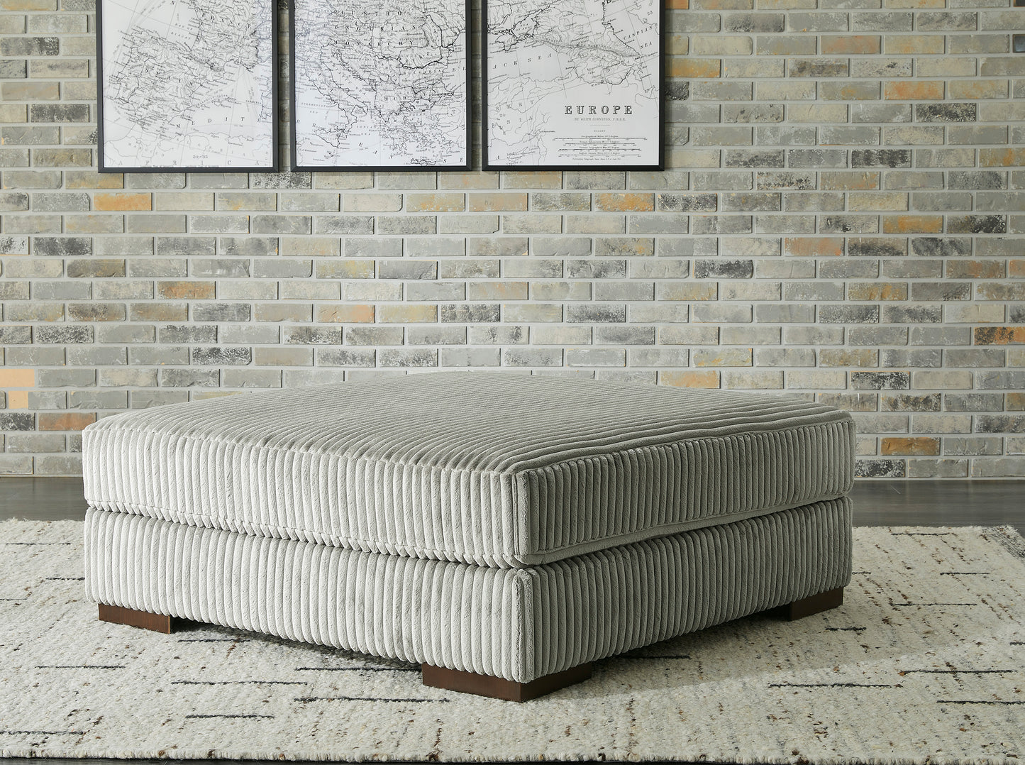 Lindyn Collection