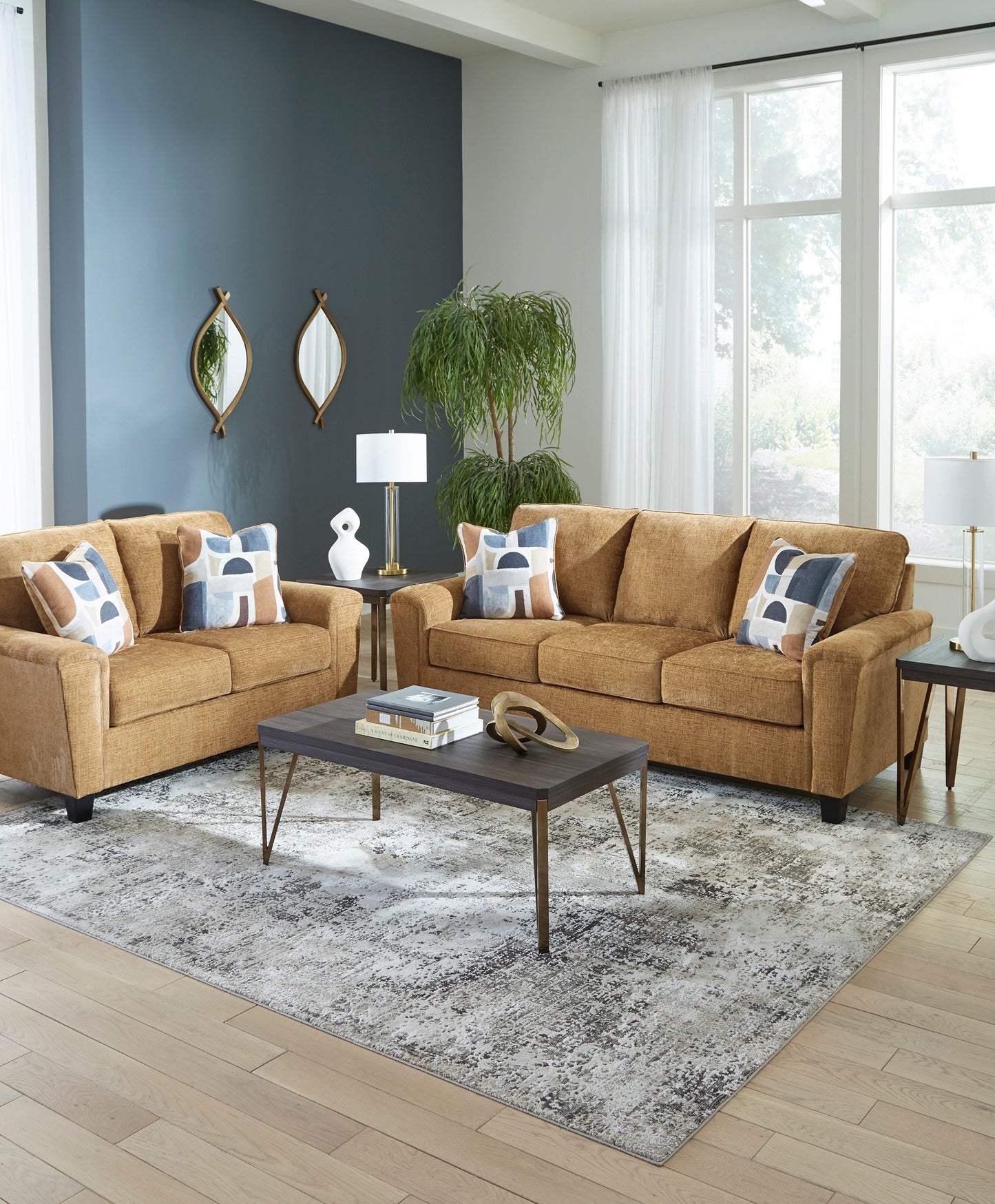 Erinslane living room in Honey