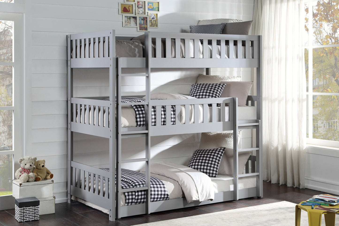 Triple Bunkbed