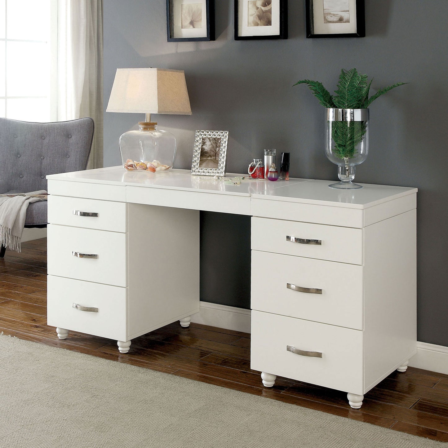 Verviers vanity desk