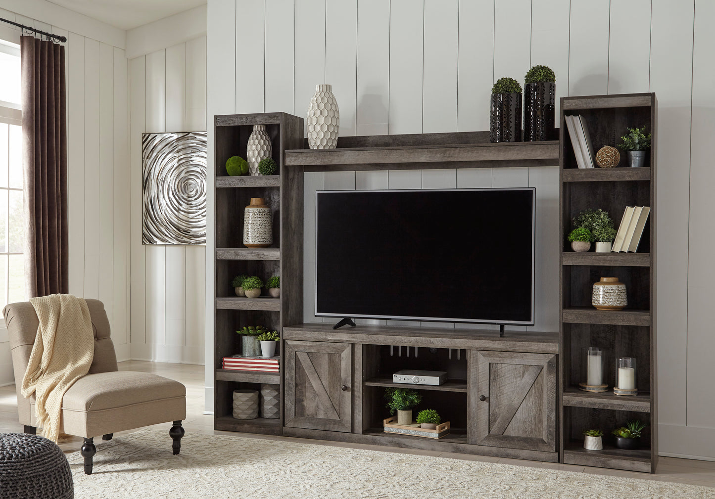 Wynnlow LG TV Stand