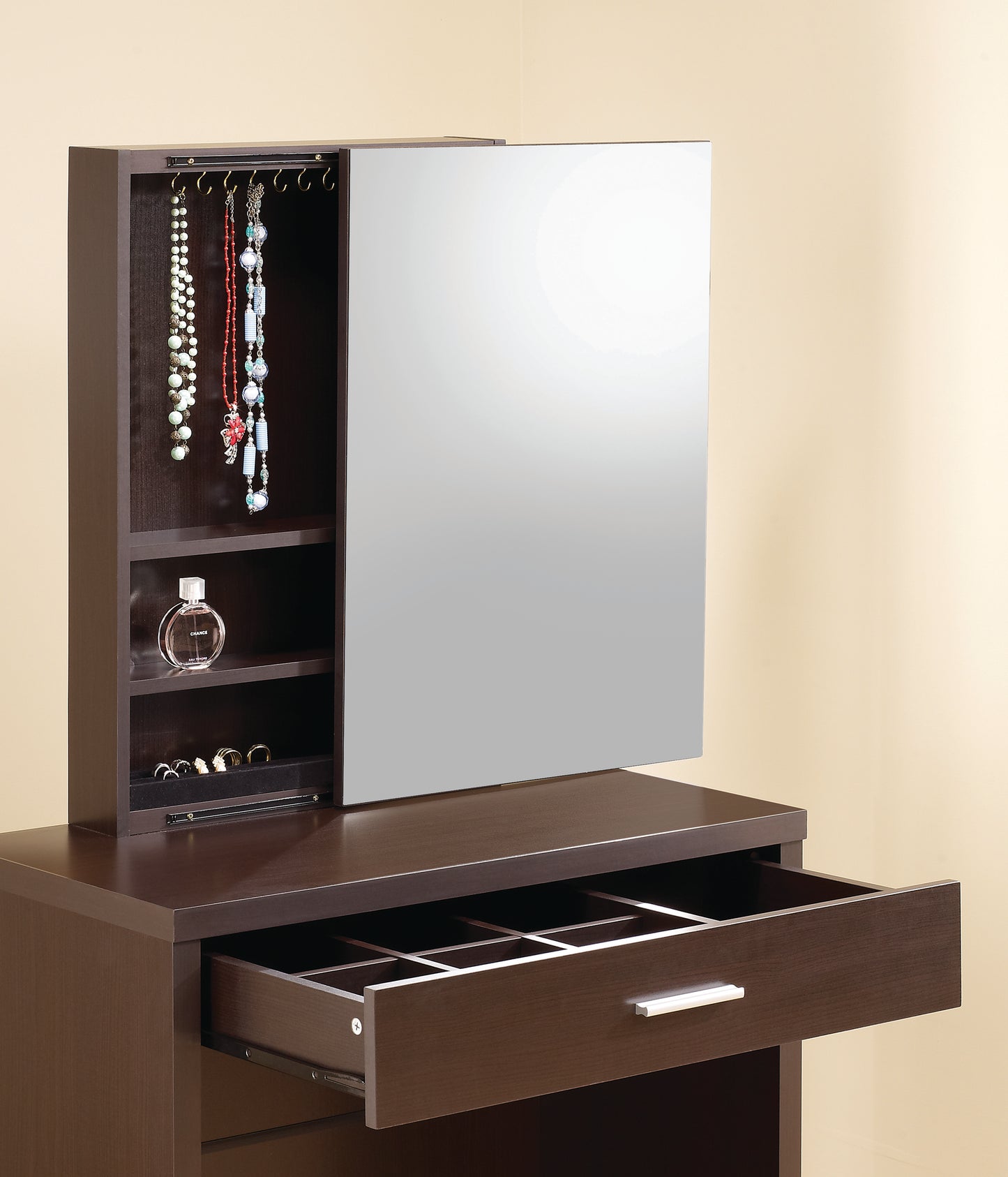 Harvey Vanity Set