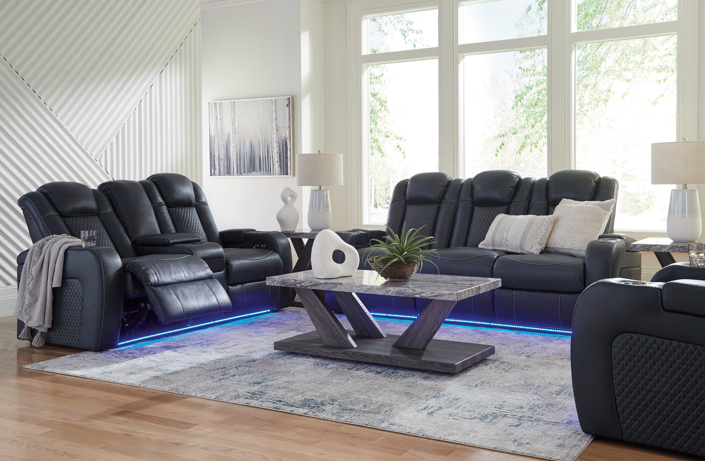 Fyne-Dyme living room collection in Sapphire