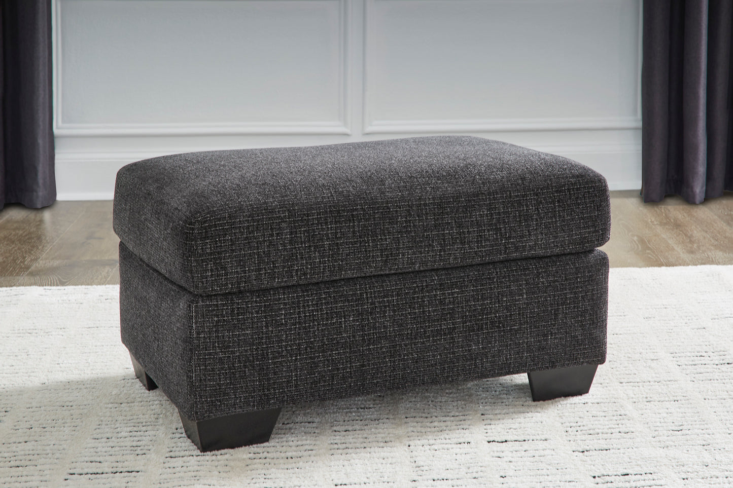 Loreo Collection