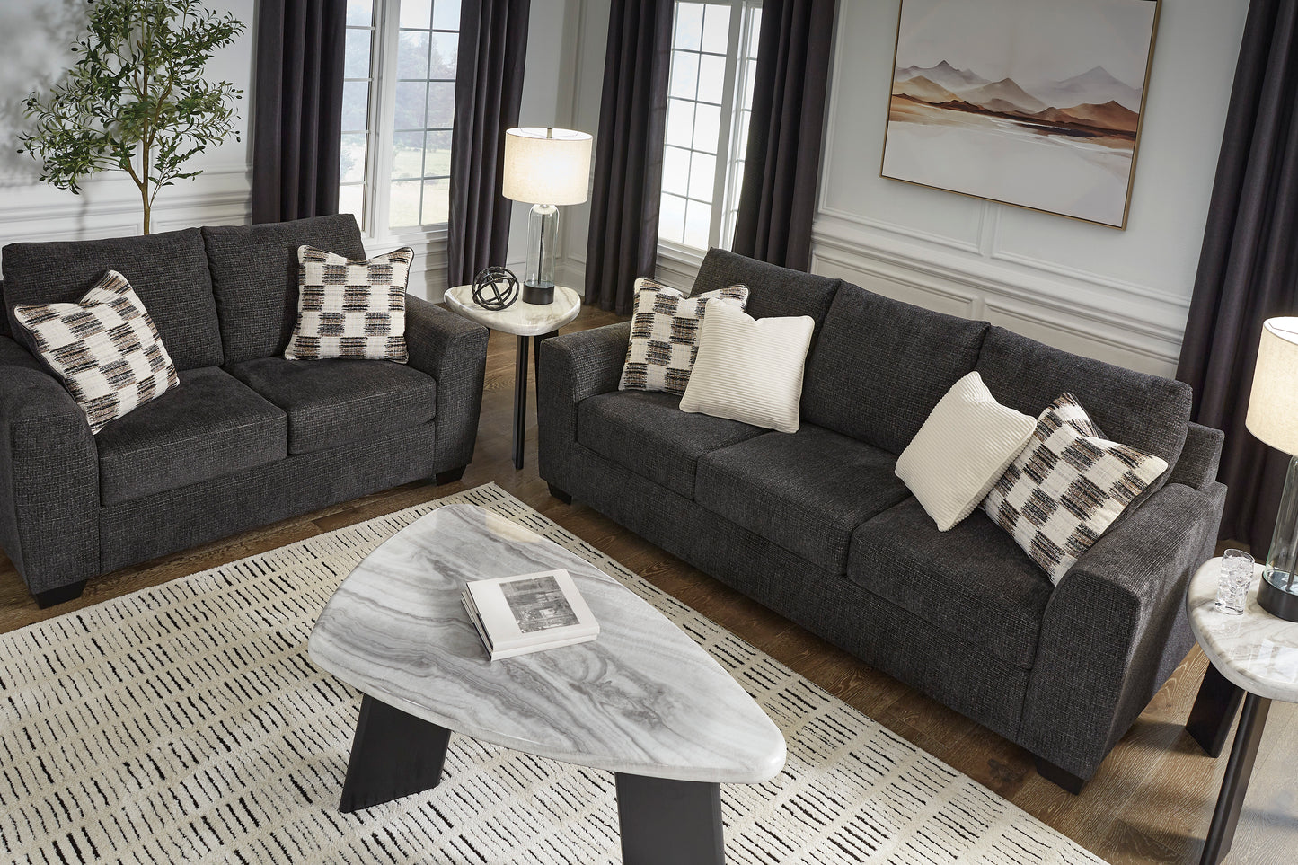 Loreo Collection
