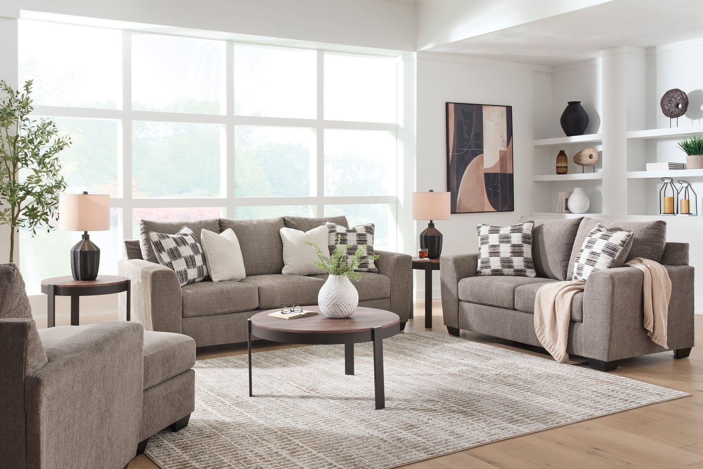 Loreo Collection