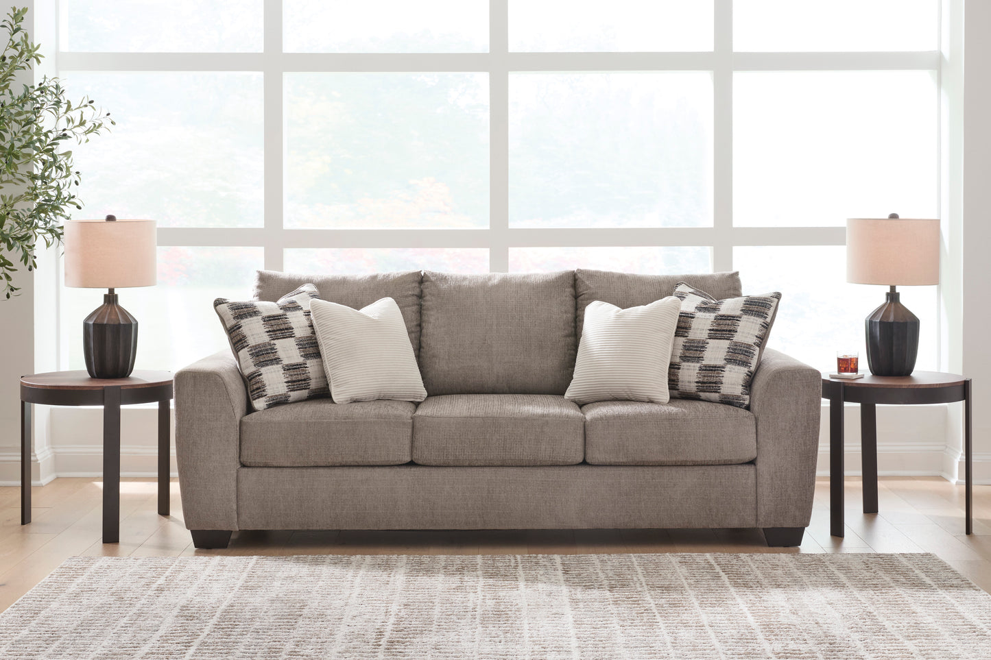 Loreo Collection