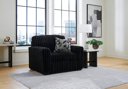 Midnight-Madness chair in black