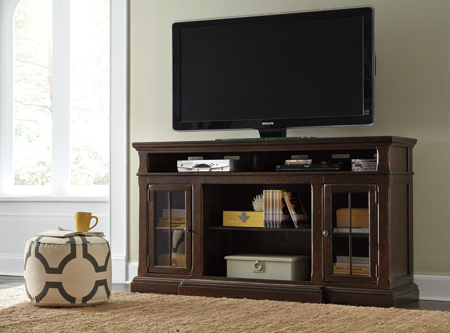 Roddinton XL TV Stand