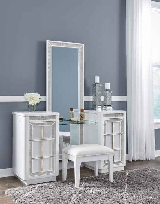Chalanna vanity with mirror and stool, Ashley B822B7