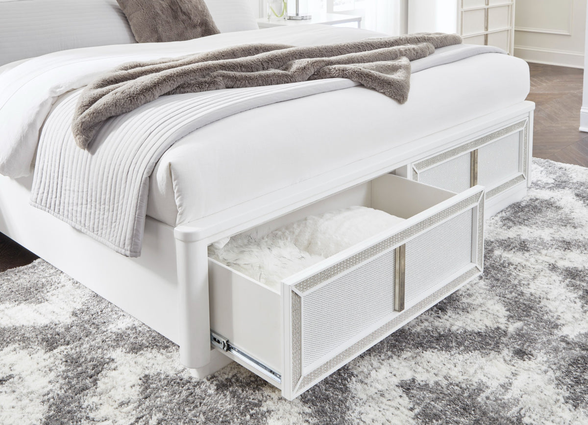 Chalanna storage footboard drawers, Ashley B822