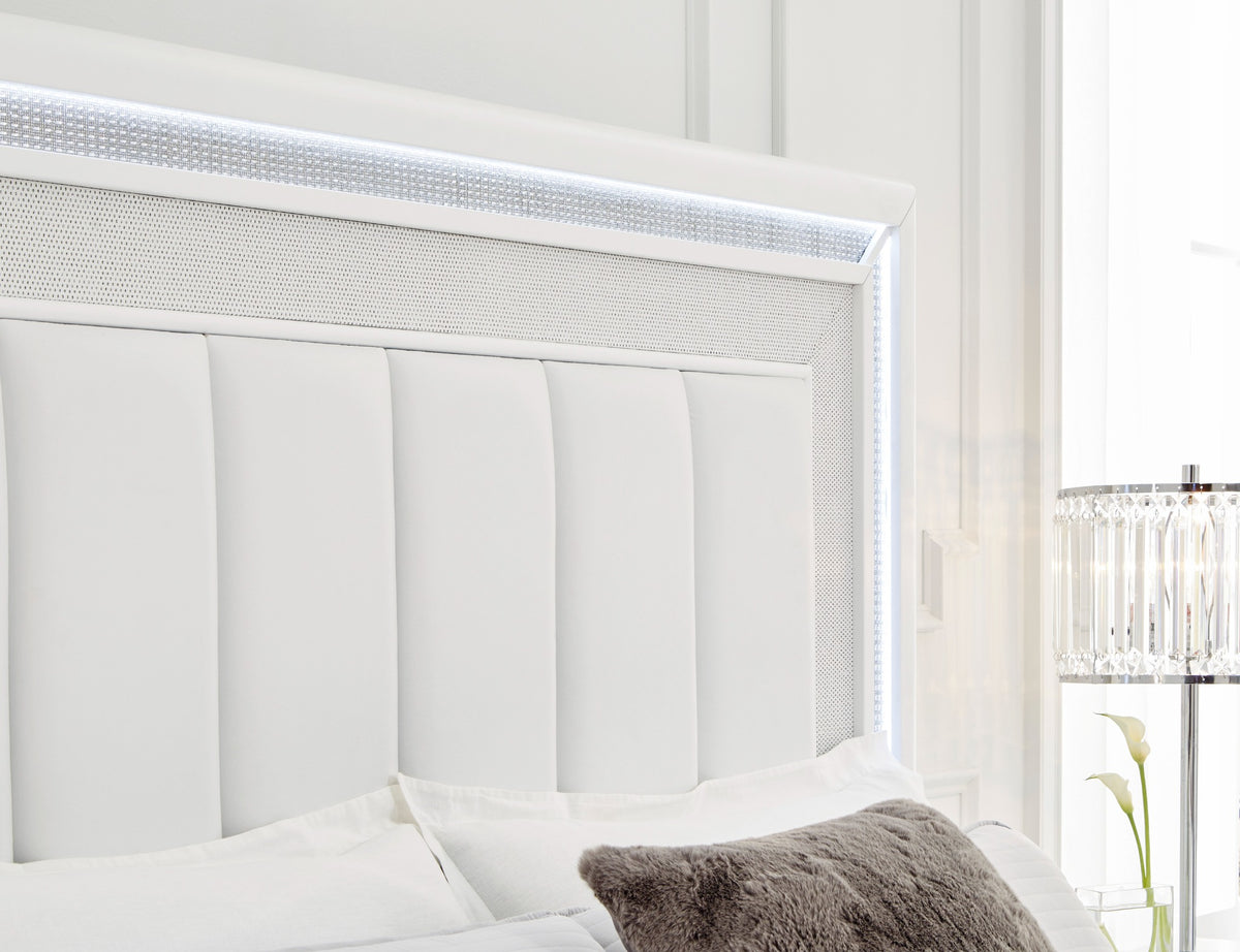 Chalanna upholstered LED headboard detail, Ashley B822