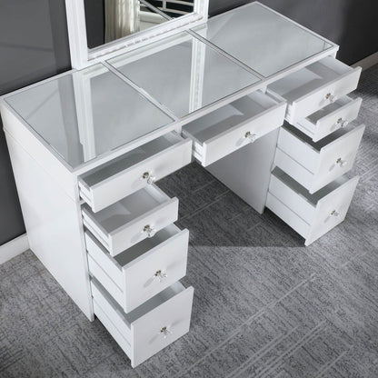 Louise Vanity